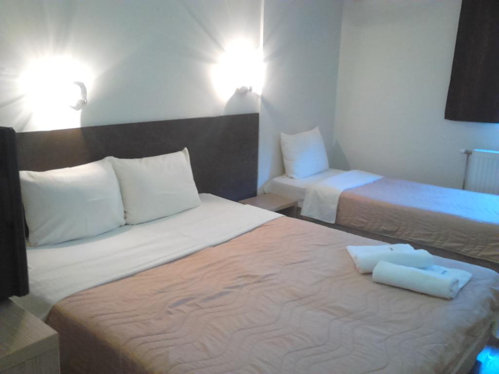 Prenociste Konstantin 2008 Hotel Nis Room photo