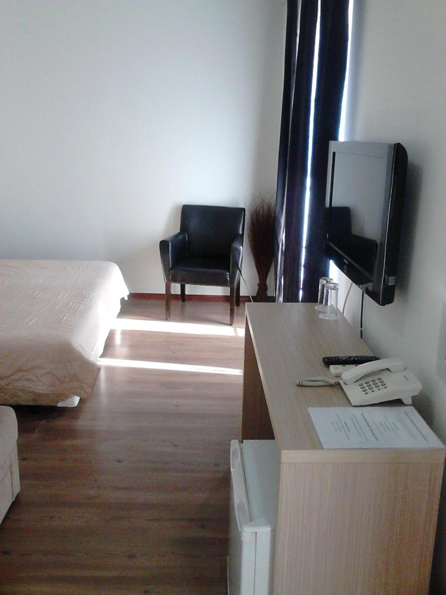 Prenociste Konstantin 2008 Hotel Nis Room photo